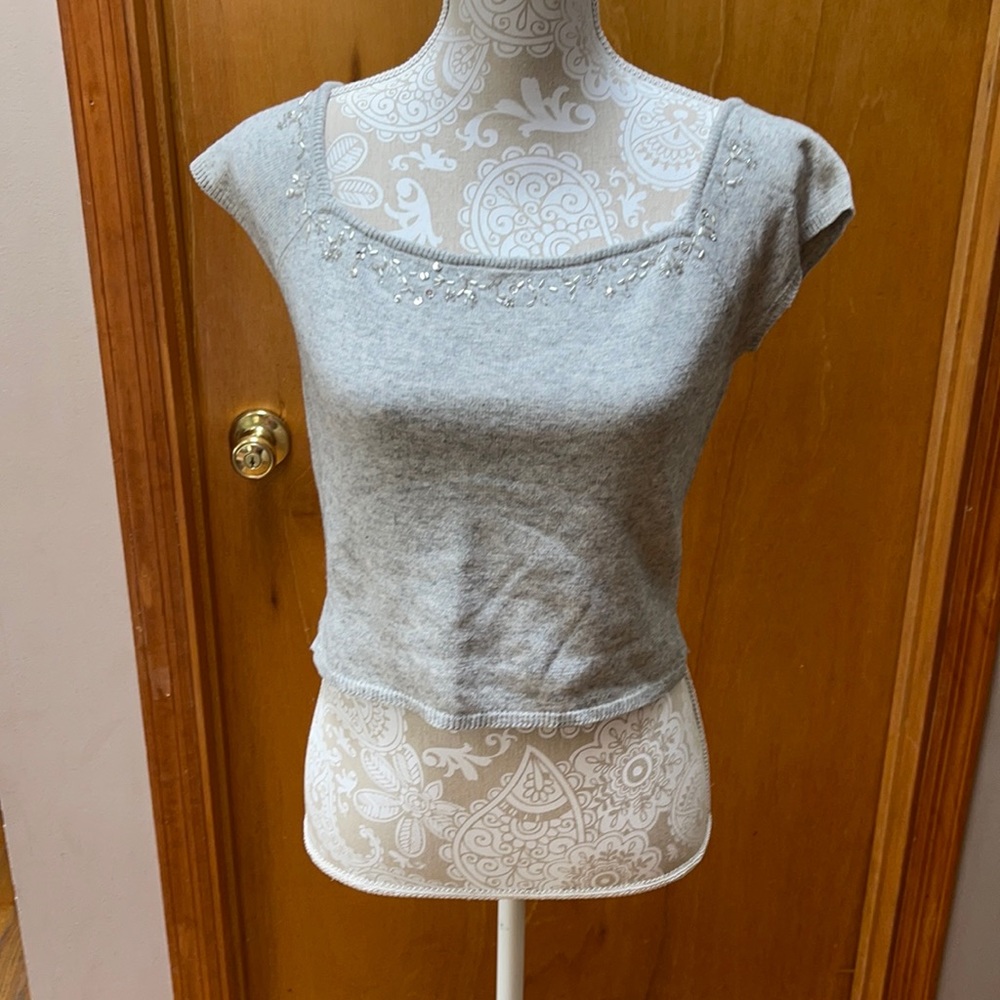 Laundry by Shelli Segal embellished top Sz MP